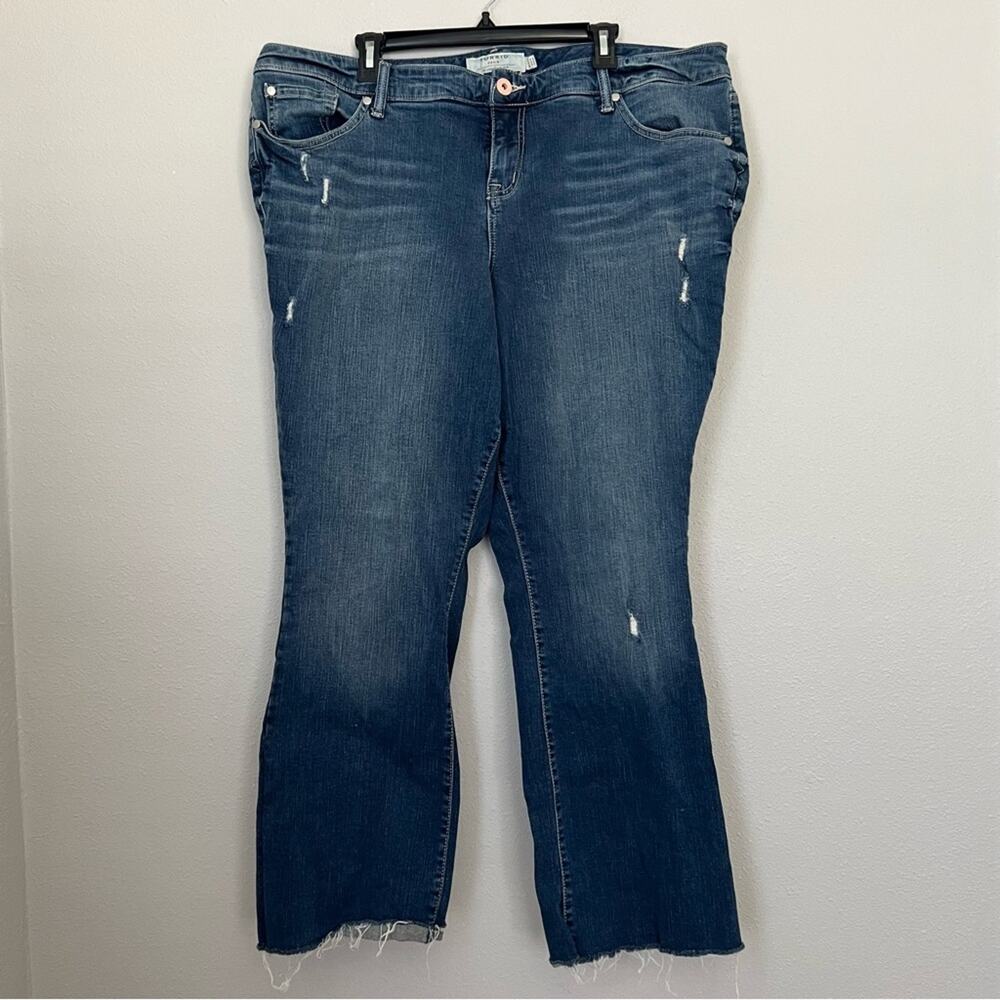 Torrid Blue Denim Straight Leg Distressed Ankle Jeans Women's Plus size 22R